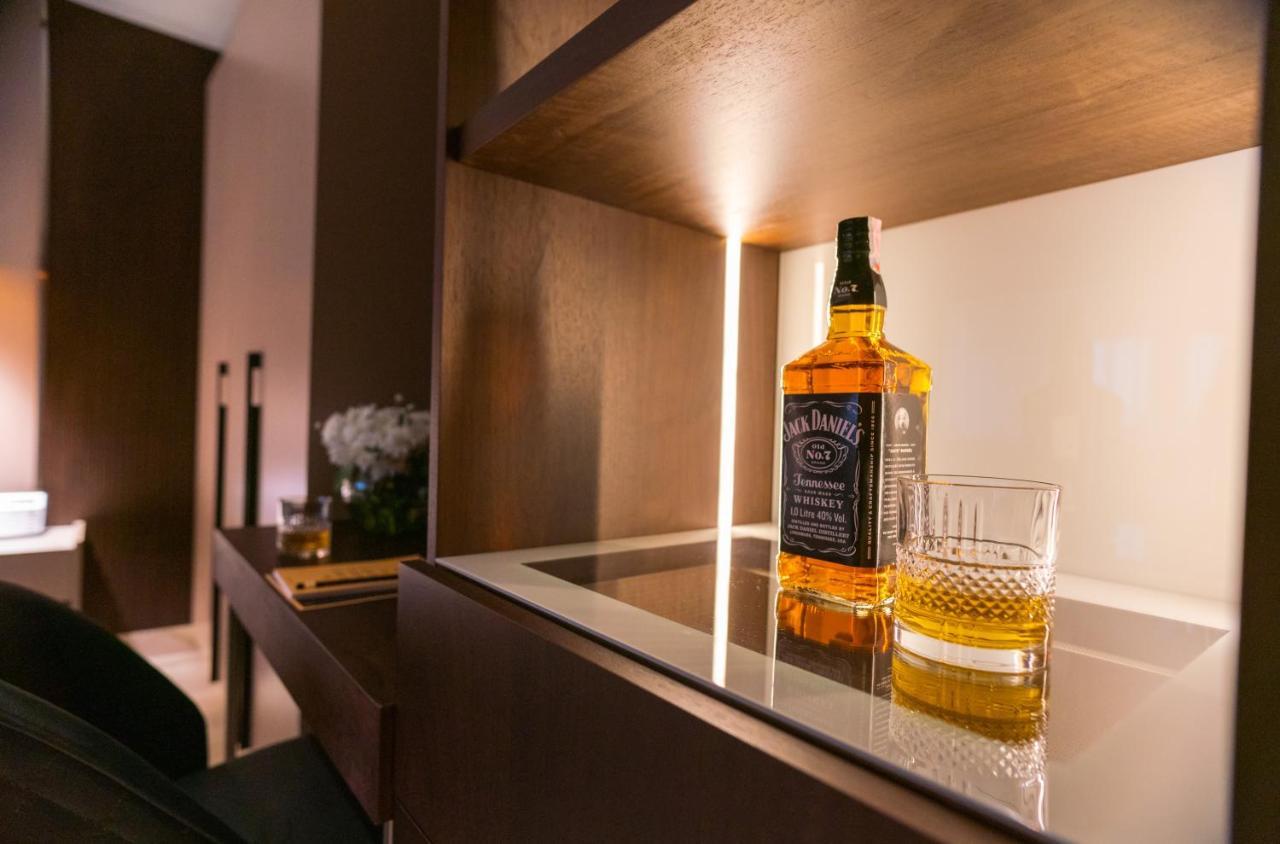Emery Hotel Prishtinë Ngoại thất bức ảnh