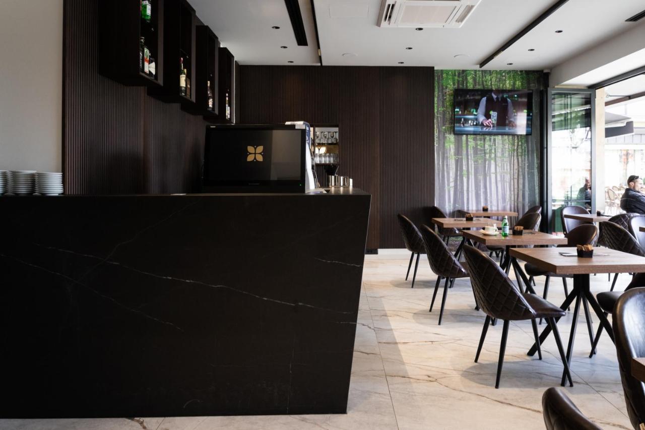 Emery Hotel Prishtinë Ngoại thất bức ảnh